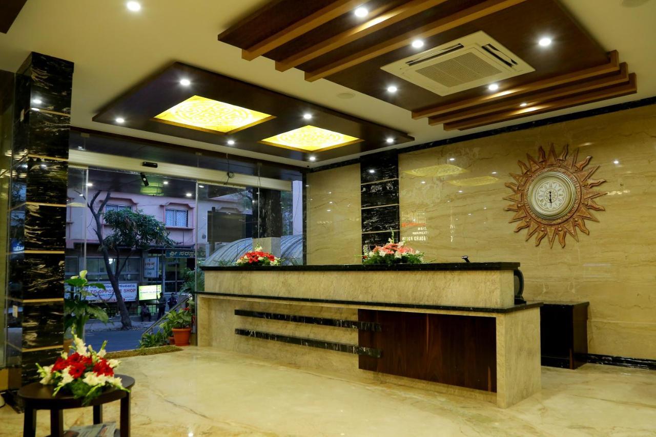 Hotel U.T.Elegance Bangalore Esterno foto